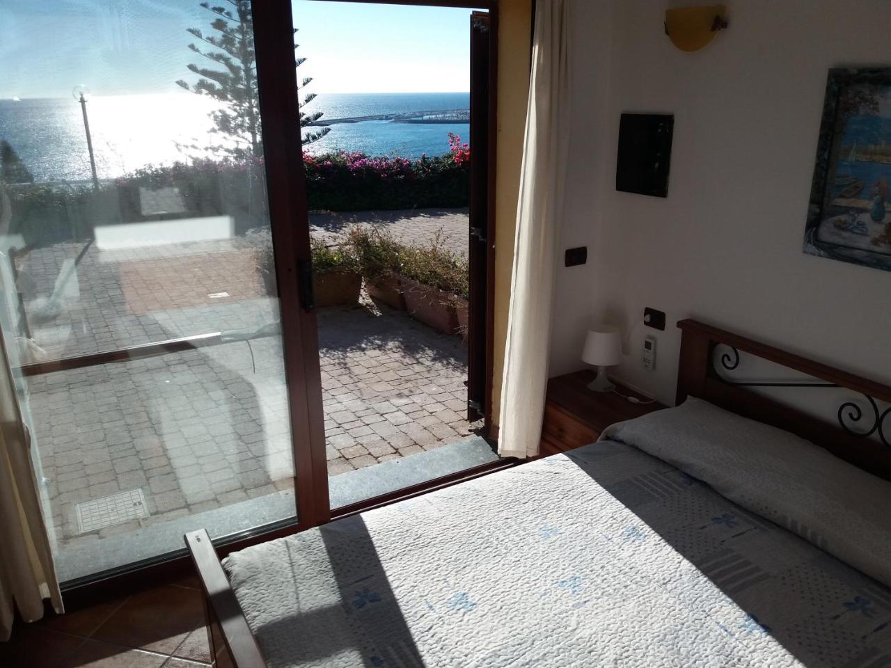 Villa Del Mare Ligure Terme & Spa Piscina A 37 Gradi Santo Stefano al Mare Buitenkant foto